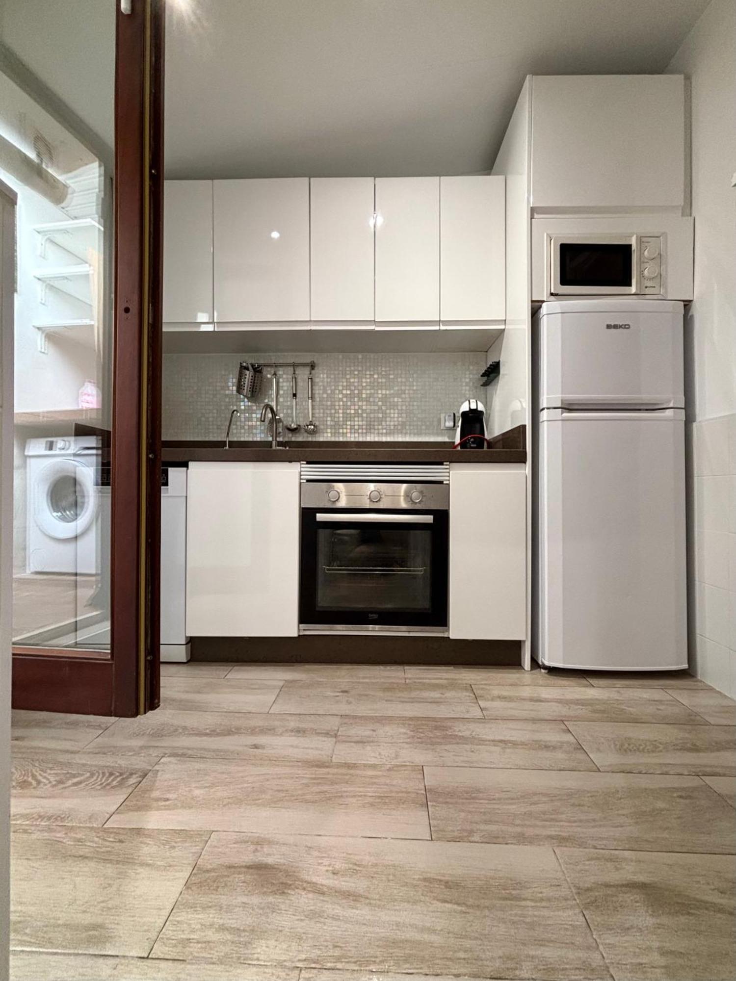 Apartamento Portada エステポナ エクステリア 写真